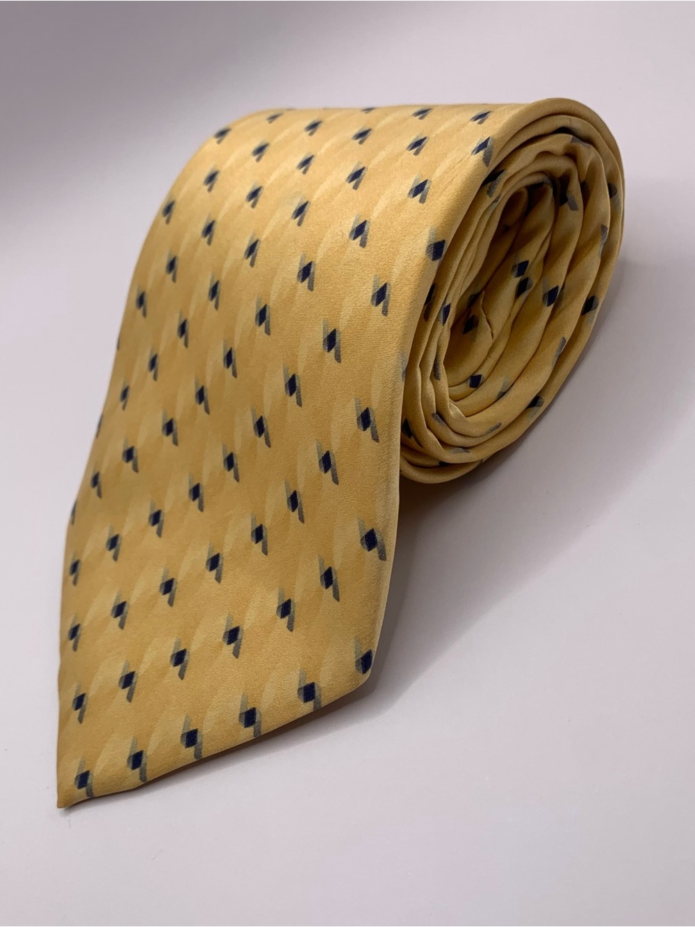 bill blass Yellow Tie with Navy Micro-Dot Pattern 0109 business or interview